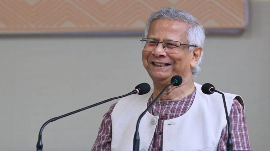 ঢাকা ছেড়েছেন অন্তর্বর্তী সরকারের সাবেক প্রধান উপদেষ্টা ড. ইউনূস