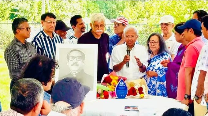 ‘ইতিহাস মুছে ফেলা এত সহজ নয়, বাংলাদেশ একাত্তরেই ফিরবে’: যুক্তরাষ্ট্র থেকে ড. জাফর ইকবাল