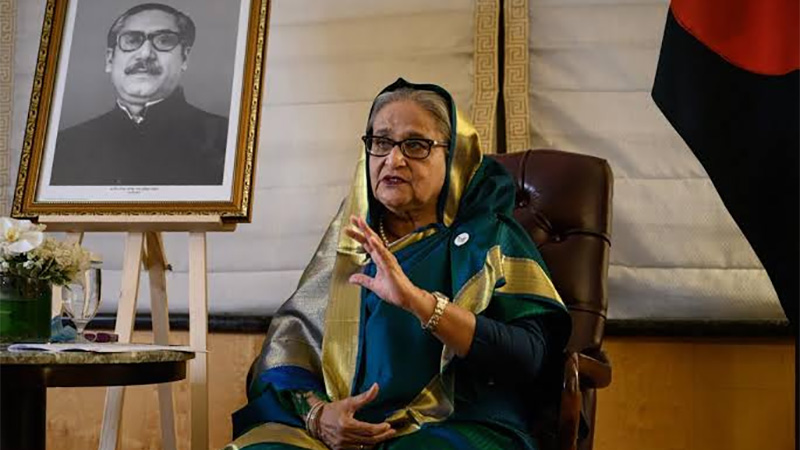 দ্য আউটলুককে শেখ হাসিনা: ‘বাংলাদেশ ভালো নেই, দেশকে বাঁচাতে, মানুষের পাশে দাঁড়াতেই ফিরব’