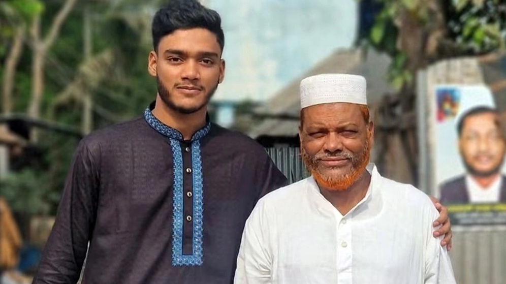 ছাত্রলীগ নেতা ছেলেকে দেখতে থানায় গিয়ে গ্রেপ্তার বাবা, বাবা-ছেলে এখন কারাগারে